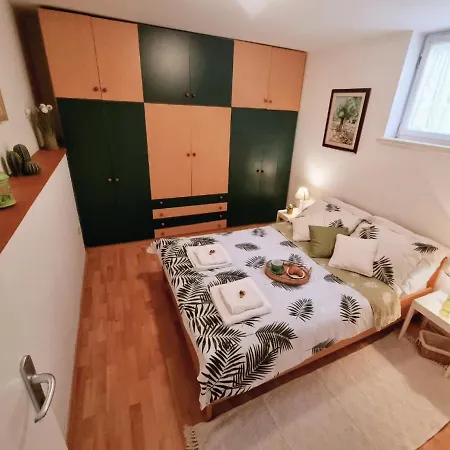 Biba Apartment Petrcane