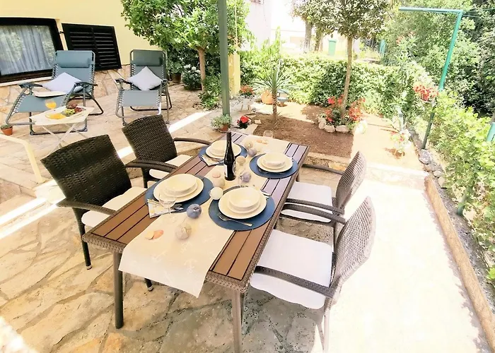 Διαμέρισμα Biba Petrcane