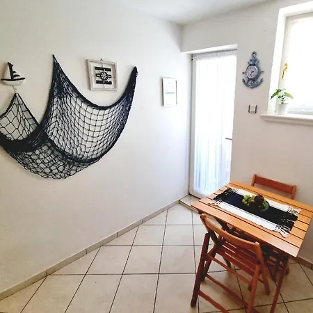 Biba Apartmán Petrcane